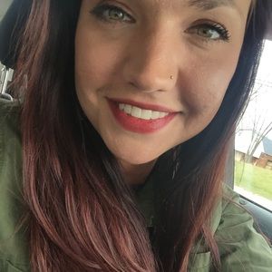 Meet your Posher, Ashlee